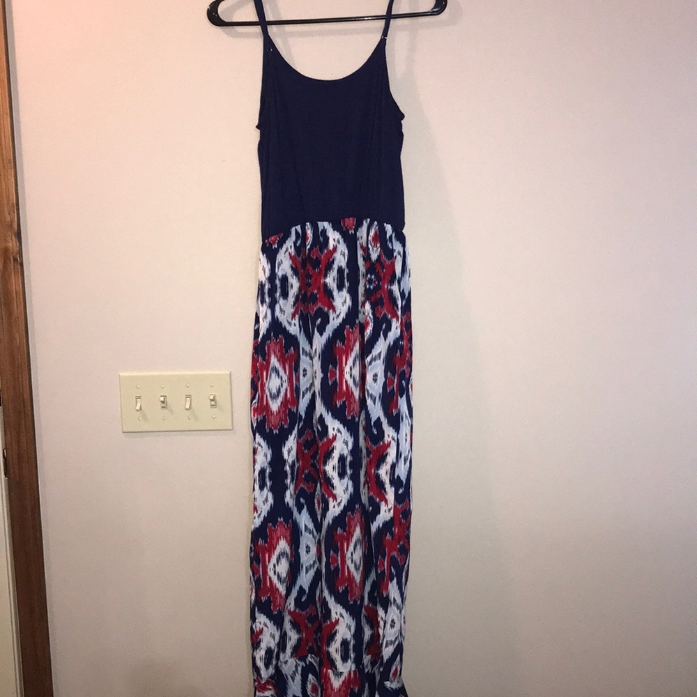 Red, White, and Blue Beautiful Maxi Dress!!